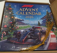 Cargar imagen en el visor de la galería, Calendario de Adviento Racing 🏎️ – 24 Adornos de Acrílico para el Árbol de Navidad